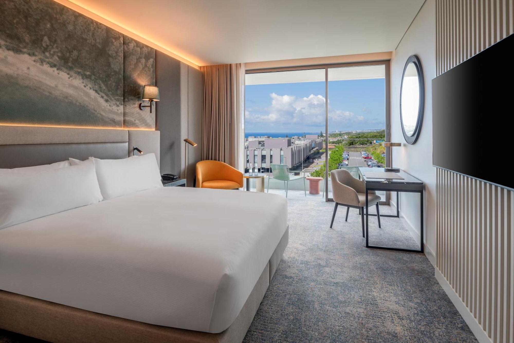 Doubletree By Hilton Azores Hotel